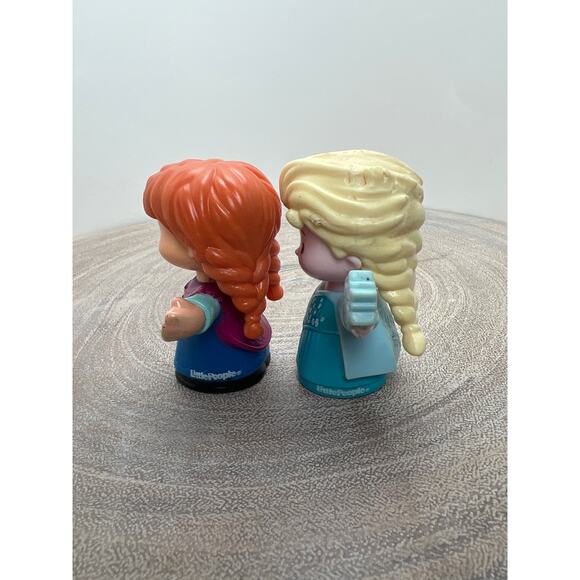 Fisher-Price Little People Disney Frozen Kristoff, Anna and Elsa 2019 - Picture 4 of 10